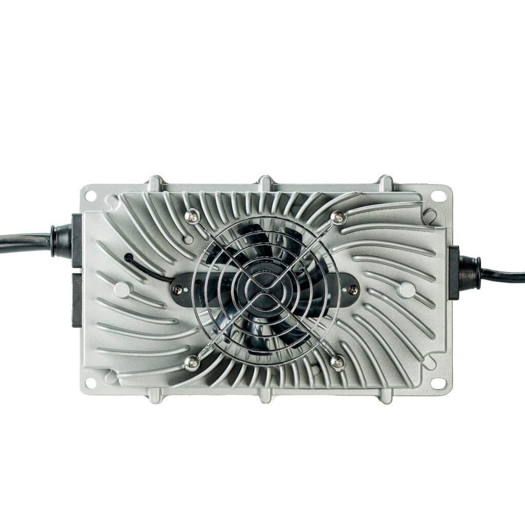 29.2V20A LiFePO4 charger waterproof (IP65) 2